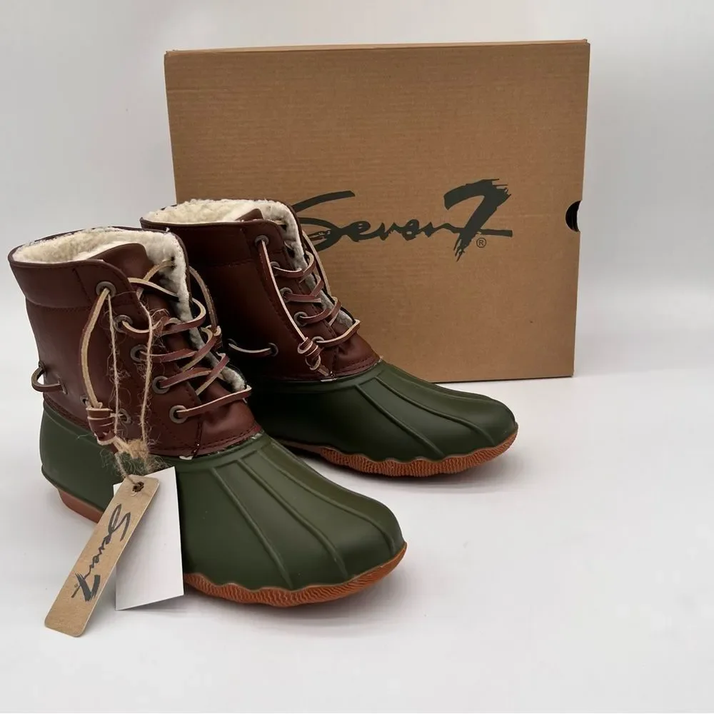 SOLD 🫶🏽 New in box! SEVEN7 Women’s Speyside Duck Boot Olive (various sizes) - Picture 1 of 10